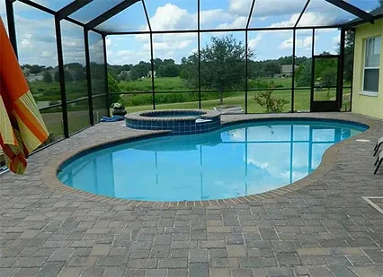 Scenic Views & Outdoor Living