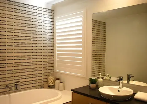 Durable Design PVC Plastic Blade Plantation Shutters Interior