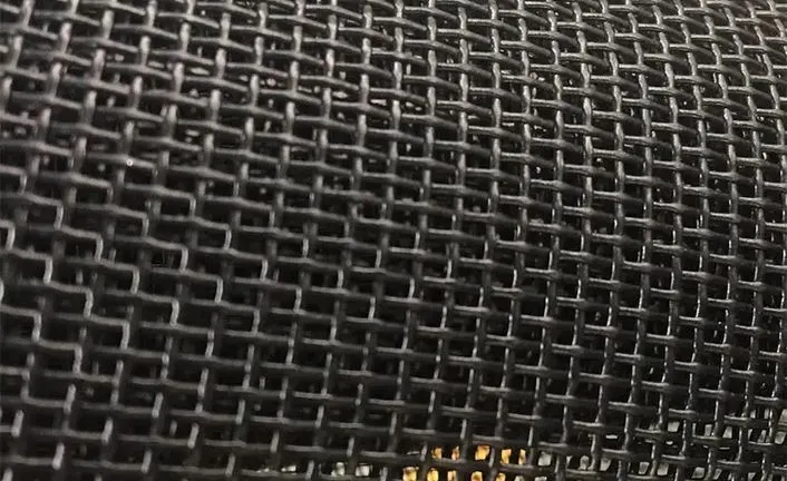 Pet-resistant Insect Screen
