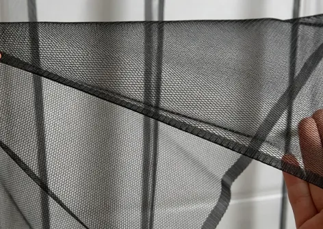 DIY Magnetic Insect Screen Door CurtainDIY