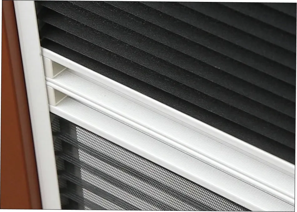 Skylight Insect Screen 2-in-1